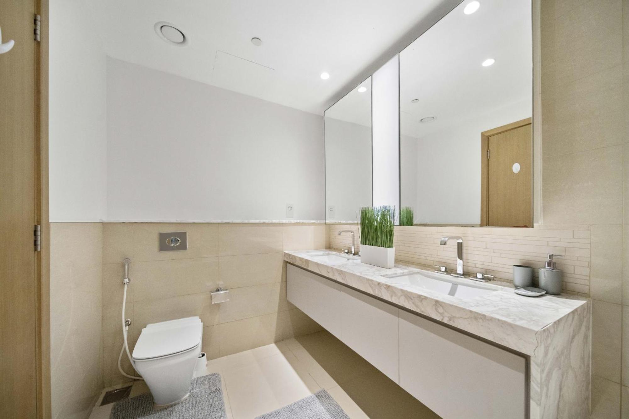 Vayk - Idyllic Two Bedroom With A Park View In Hills Dubai